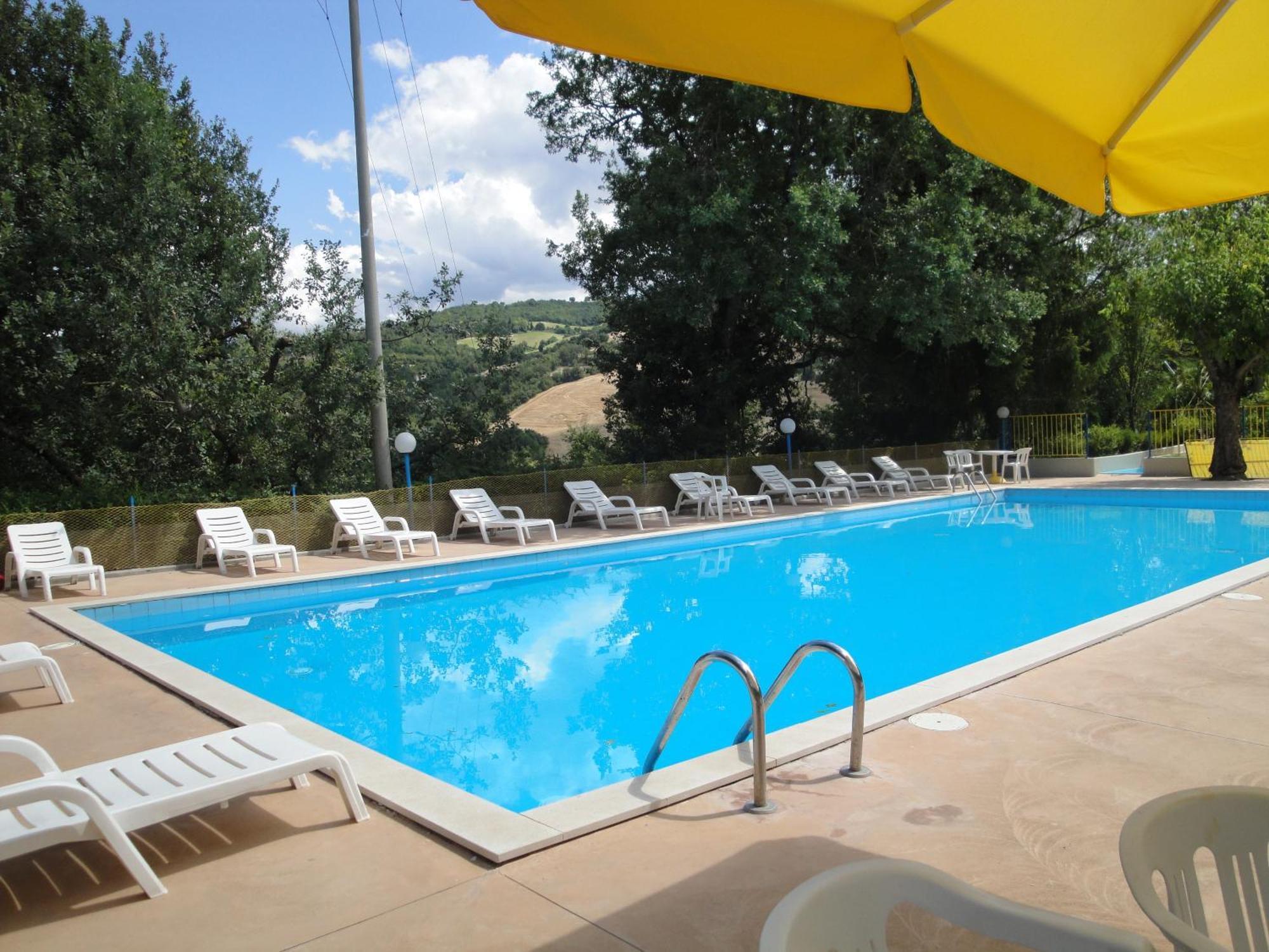 Hotel La Meridiana Urbino Exterior photo